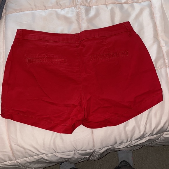Old Navy Women’s Shorts size 6 - Picture 2 of 3